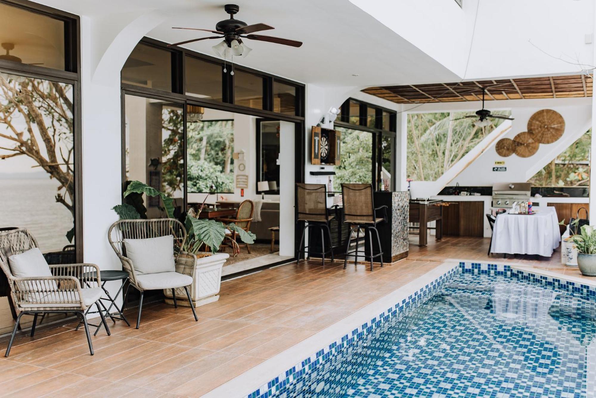 The French Villa-Santander Cebu Екстер'єр фото