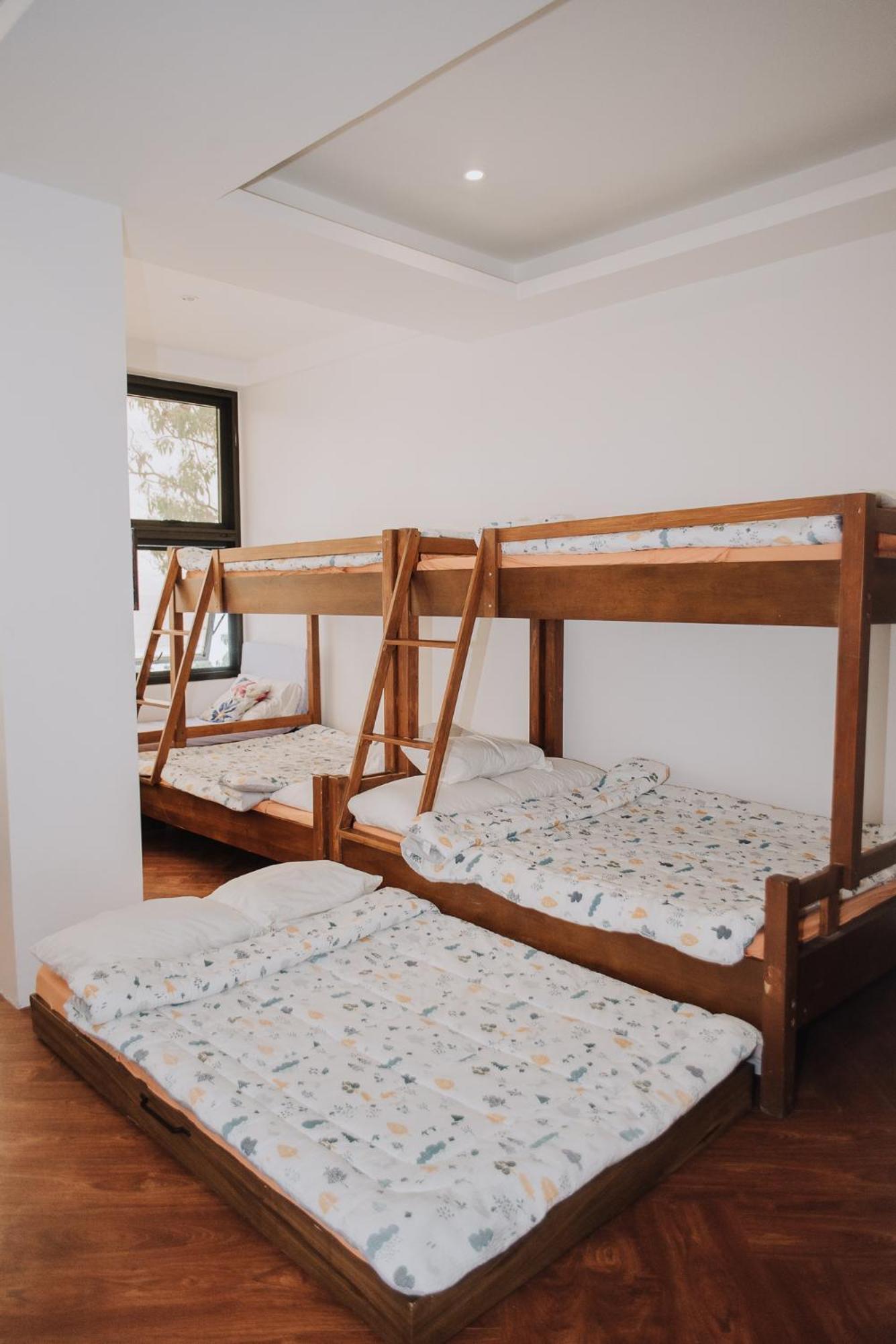 The French Villa-Santander Cebu Екстер'єр фото